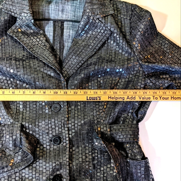 ATTYRE NEW YORK, Charcoal belted jacket, pockets, almost a snakeskin fab… - Picture 4 of 7